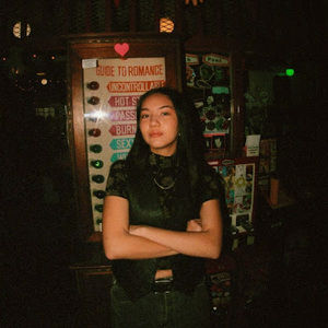 Meet your Posher, Jenia